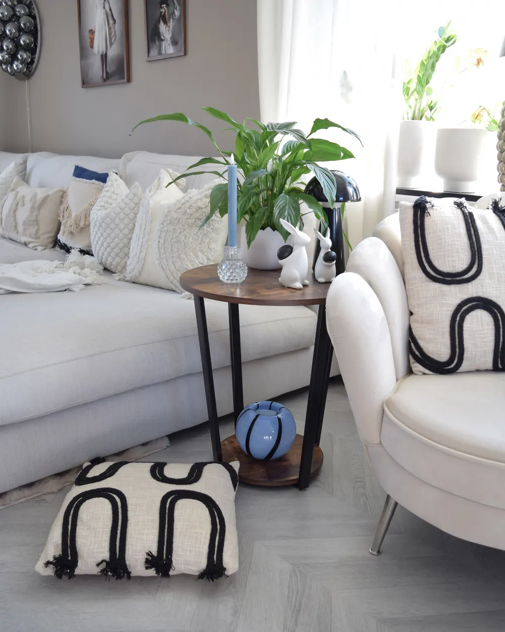 Set di 2 cuscini HELICONIA Cotone 45 x 45 cm Beige A strisce Set di 2 cuscini HELICONIA Cotone 45 x 45 cm Beige A strisce