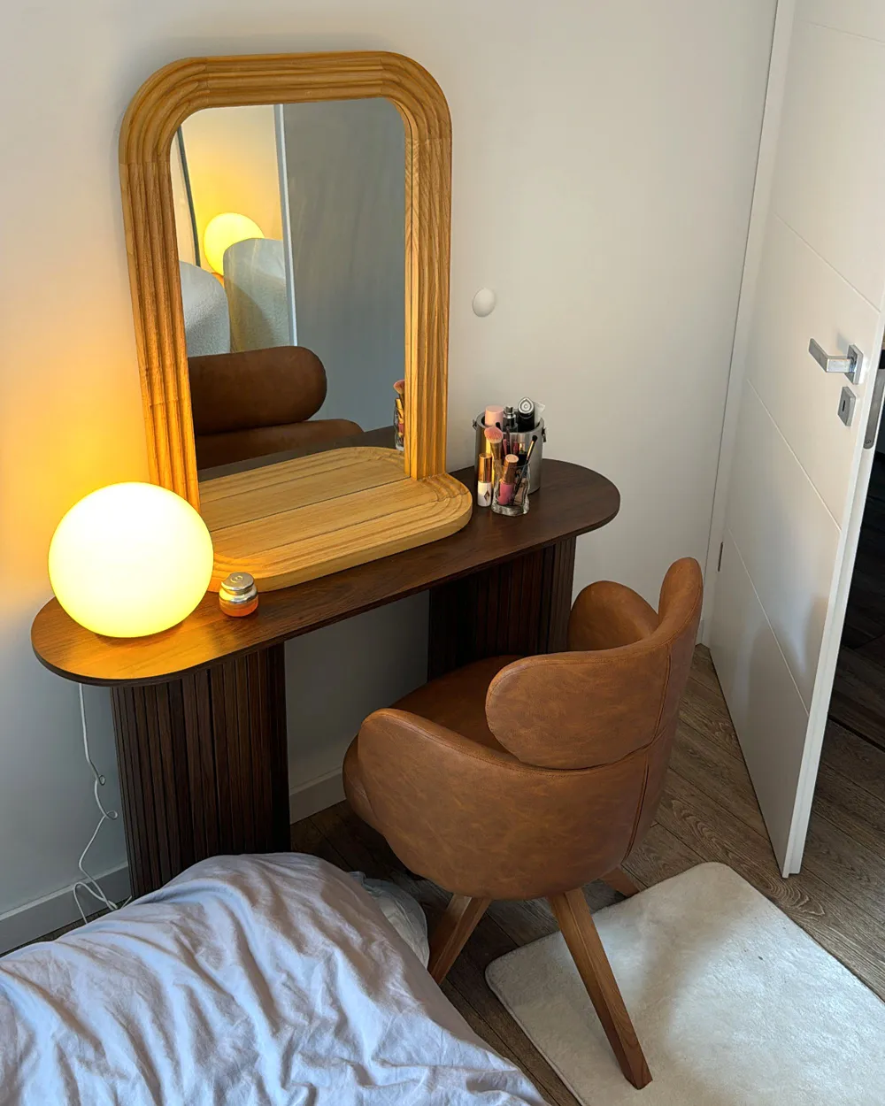 Wall Mirror with Shelf RISCLE 62 cm 85 cm Paulownia Wood Brown_1171323