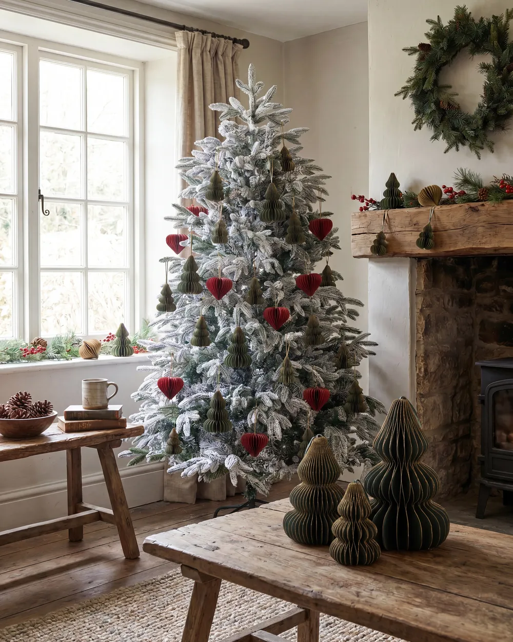 Set of 19 Christmas Tree Ornaments ORKLA Paper Green_1084917