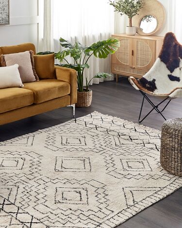 Cotton Area Rug 160 x 230 cm Beige and Black ZEYNE