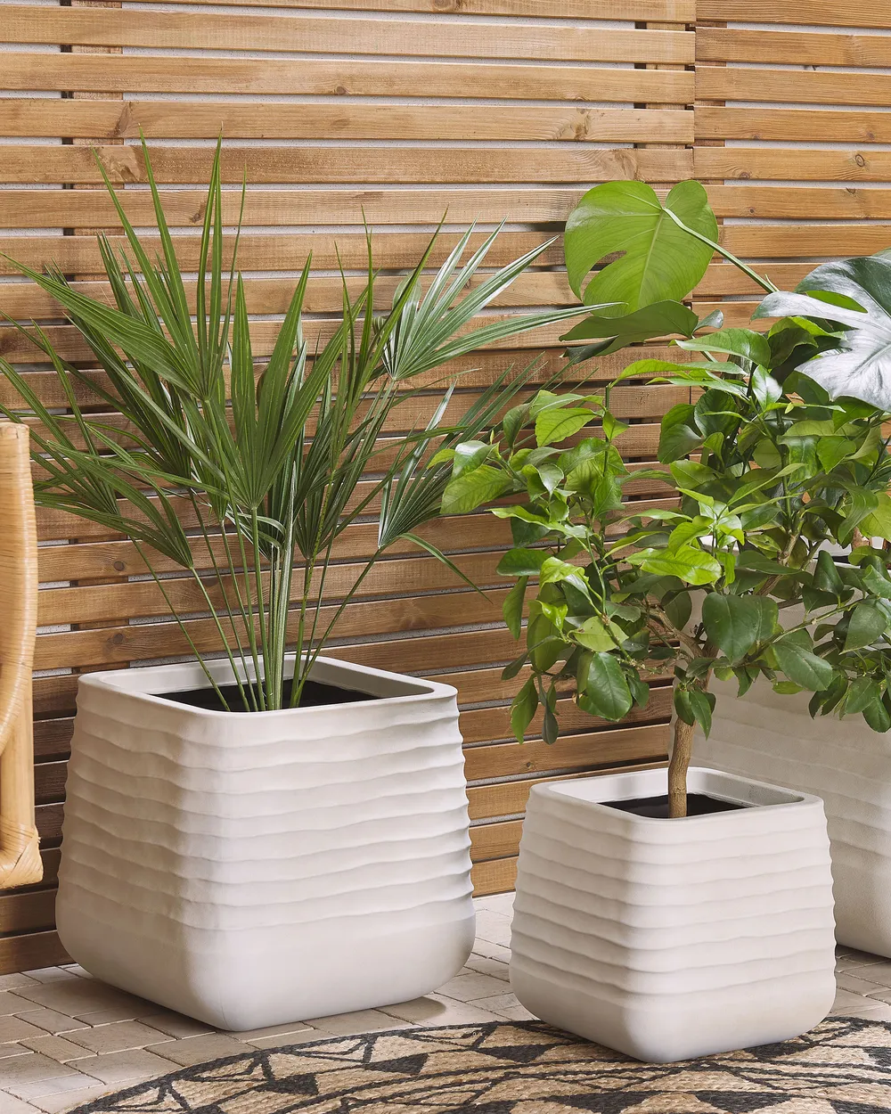 Vaso Da Fiori In Ceramica Scanalato Per Piante Da Interno | Diametro 12 Cm | Colori Intensi (Blu, Nero, Grigio, Verde, Giallo, Bianco)