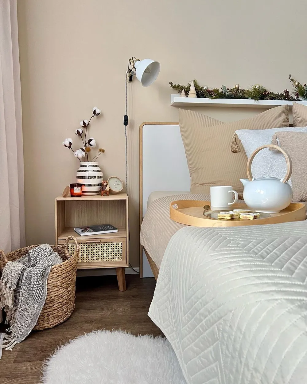 1 Drawer Bedside Table SENEY Paulownia Wood Light Brown_900321