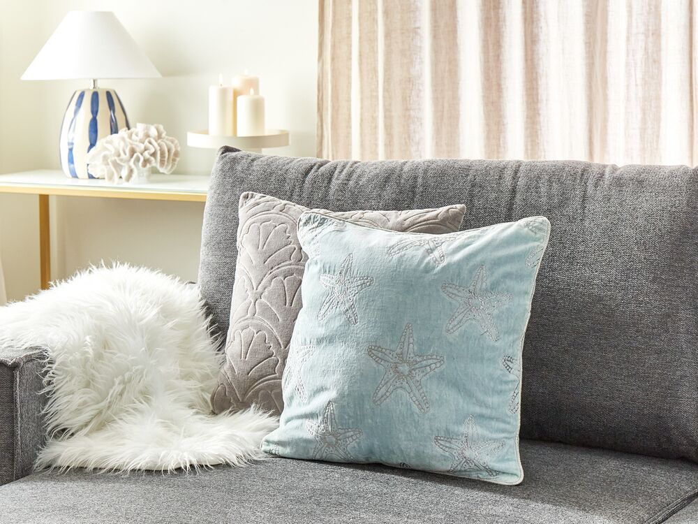 Starfish throw pillows 2025
