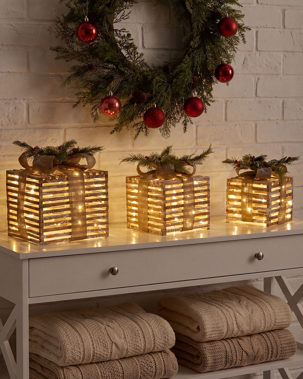 Set van 3 kerstdecoraties LED ROINE 15/20/25 cm Kerstcadeaus Bruin