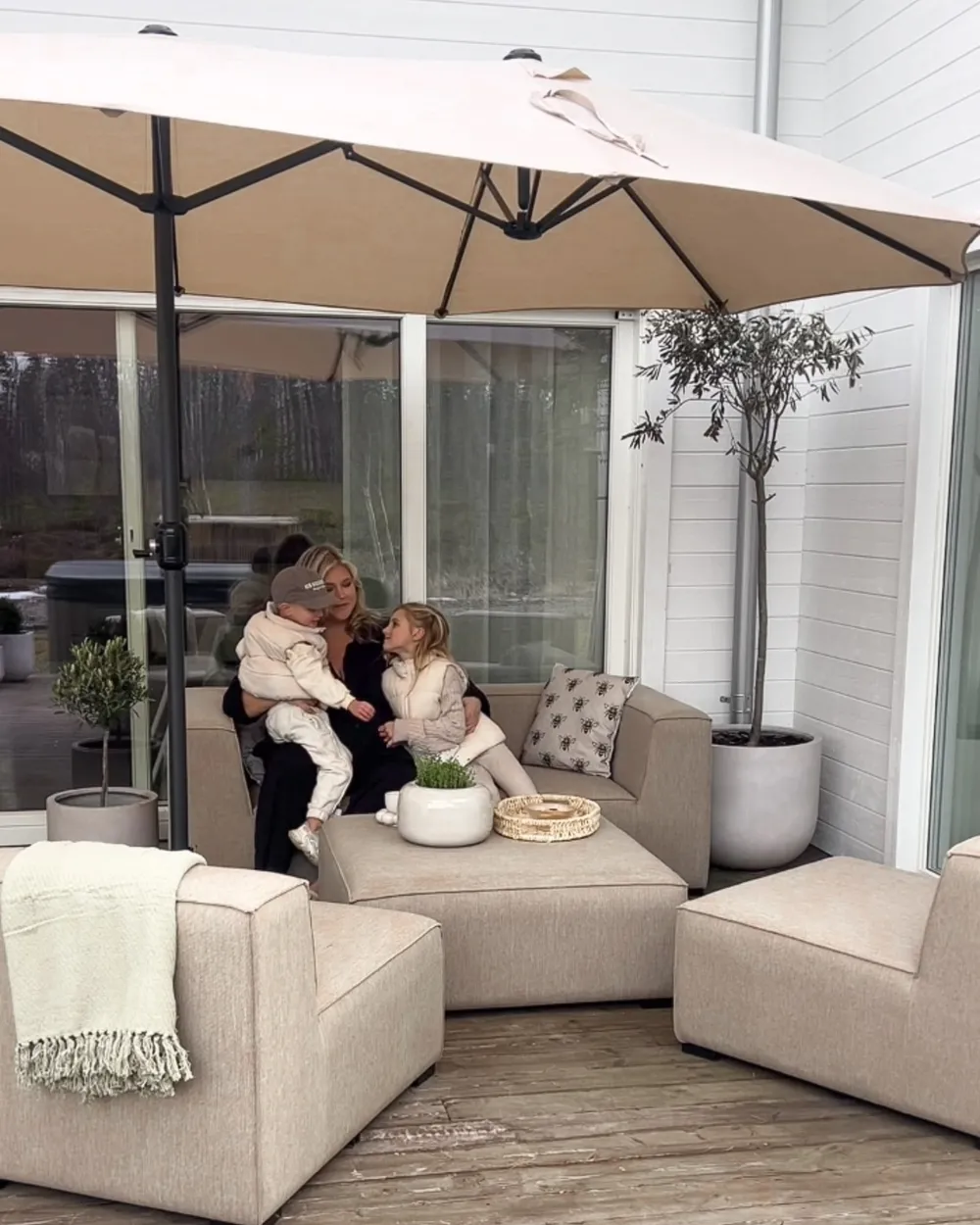 Patio Parasol 460 cm SIBILLA Beige_980756
