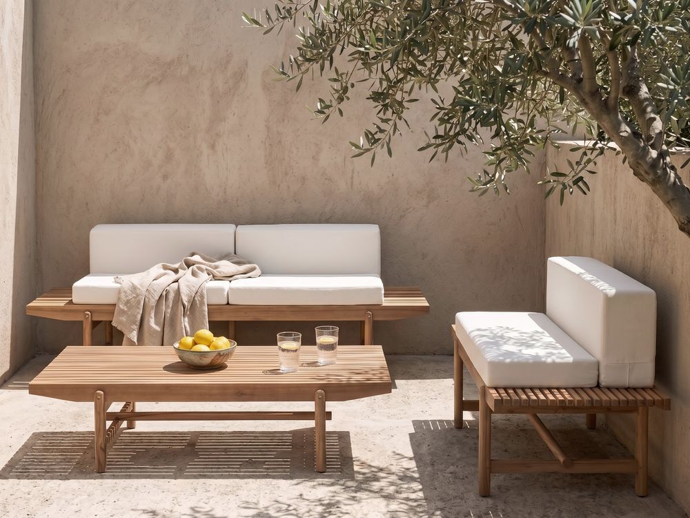 Lounge Set mit Tisch 3-Sitzer GIAVENO Akazienholz Cremeweiß