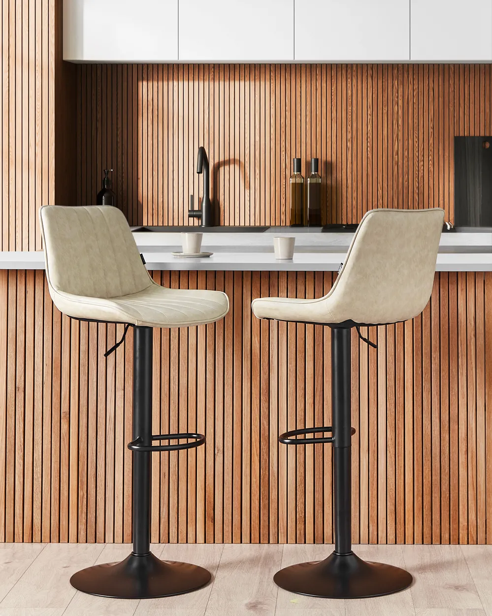 Set of 2 Bar Chairs DUBROVNIK Swivel Faux Leather Light Beige