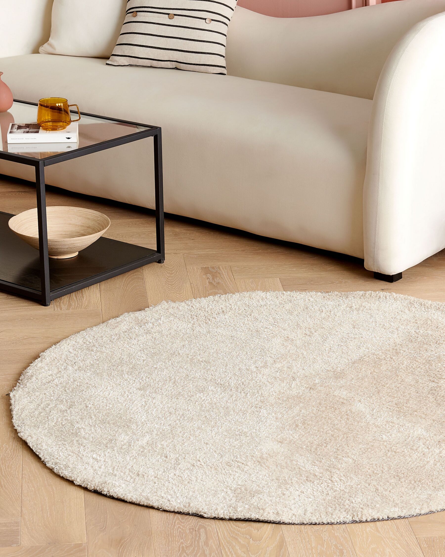 Shaggy Round Area Rug ⌀ 140 cm Beige DEMRE_738071