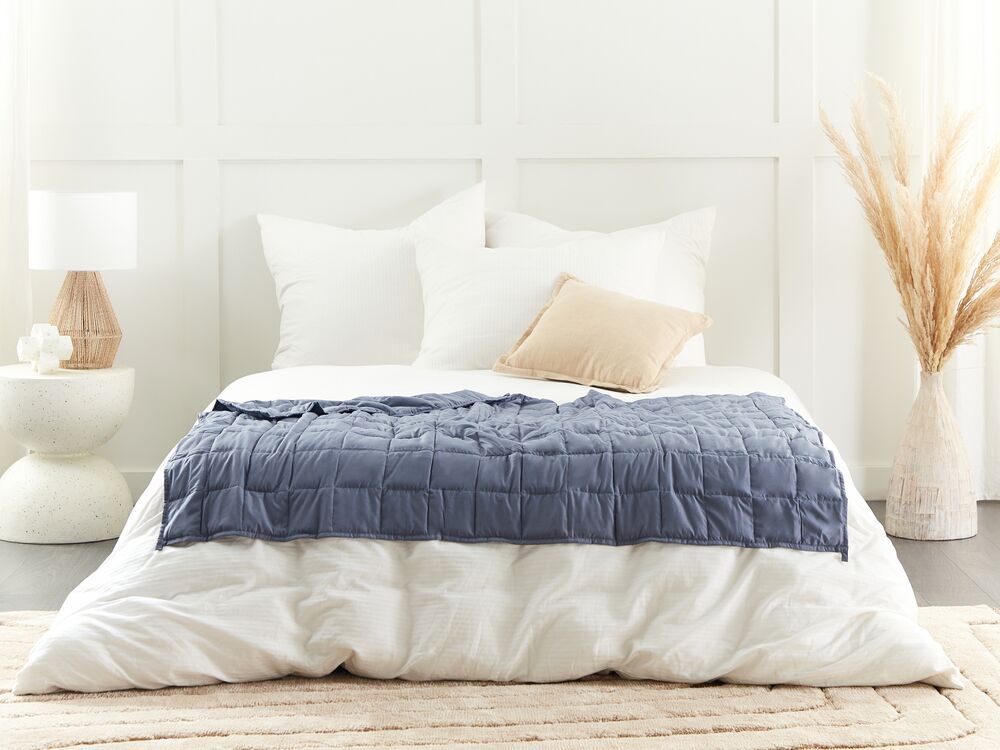 4kg Weighted Blanket 100 x 150 cm Blue NEREID Beliani