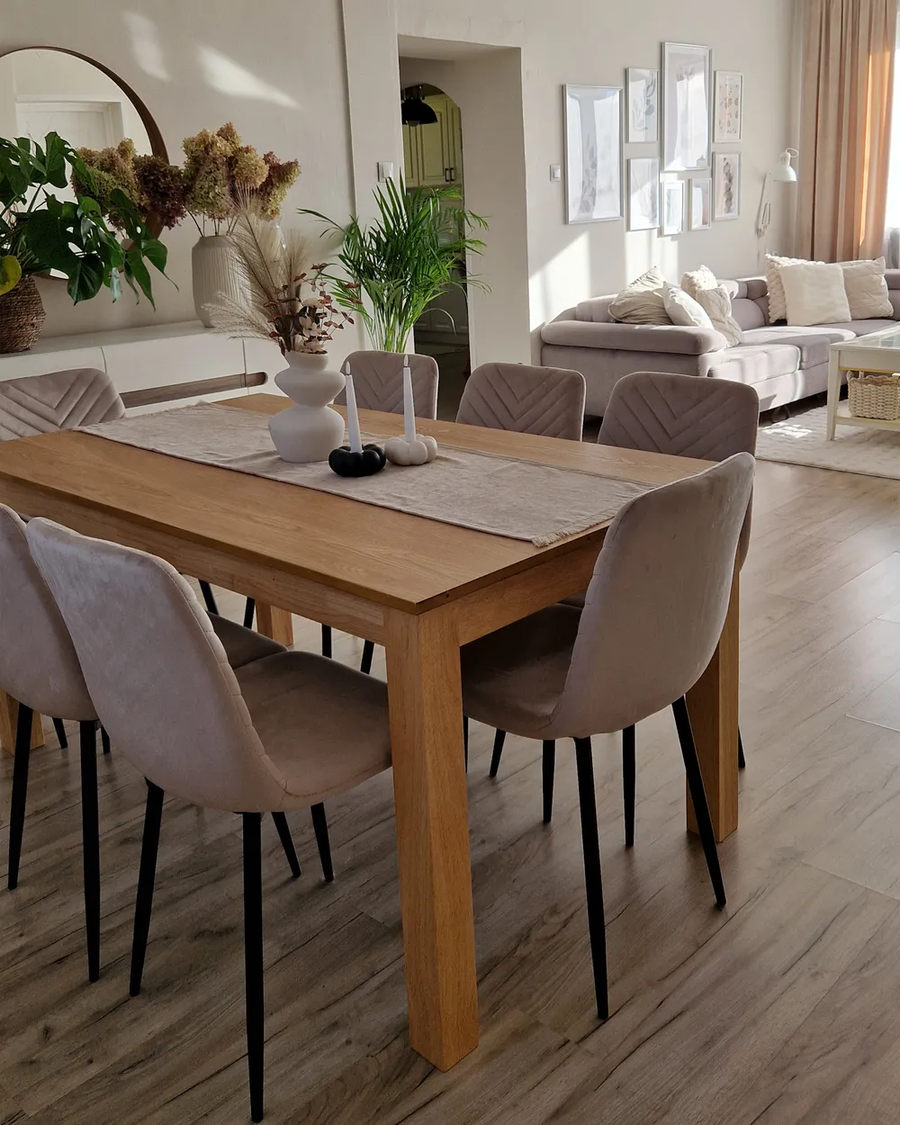 Set of Dining Chairs HAVRE Velvet Beige1