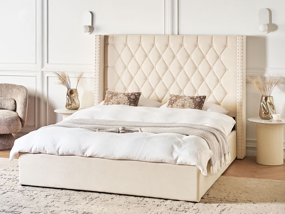 Camera Matrimoniale King Size Letto Contenitore Comodini Letto