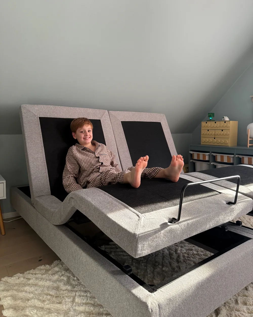 Adjustable Bed without Headboard Fabric DUKE II 160 x 200 cm (EU King Size) Light Grey_1034848