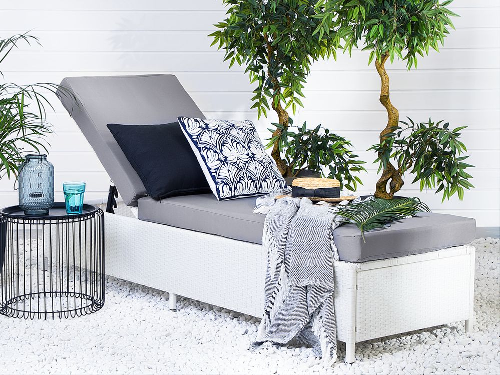 PE Rattan Reclining Sun Lounger White TURIN II Beliani