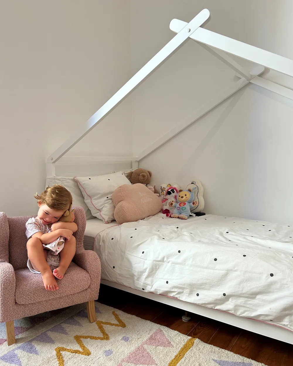 Kids Bed House Pine Wood ORLU 90 x 200 cm (EU Single) White_946551