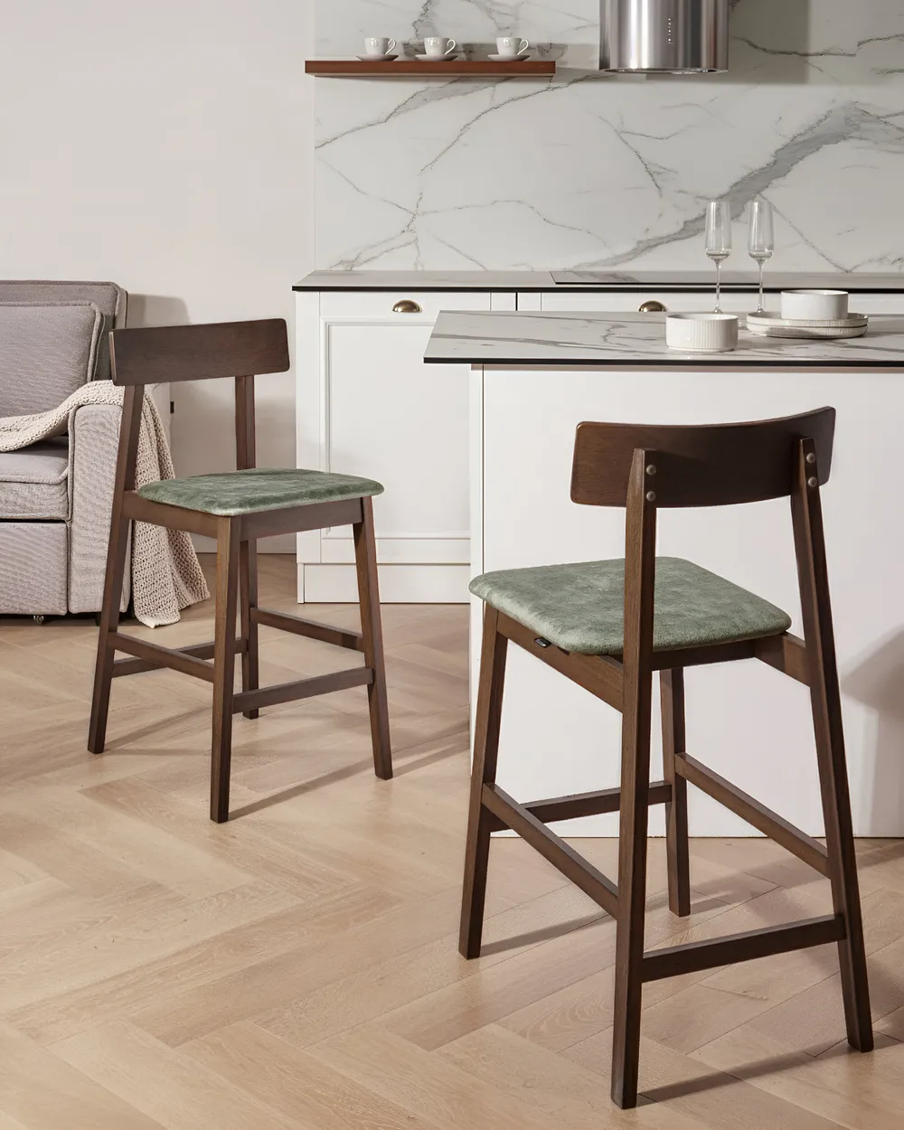 Set of 2 Bar Chairs ISANTI Wood Dark Brown/ Green