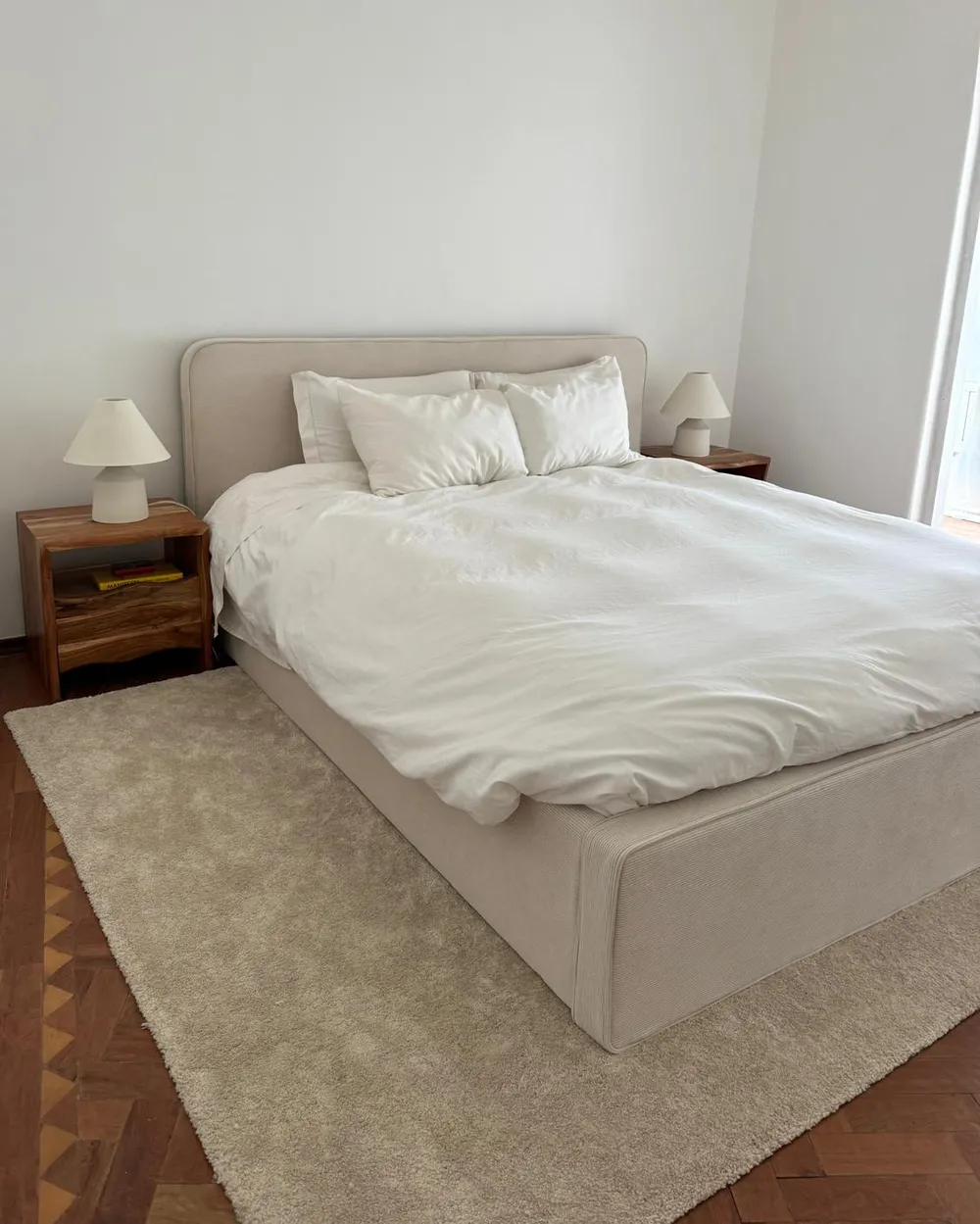 Bed Corduroy VALOGNES 180 x 200 cm (EU Super King) Light Beige_938025