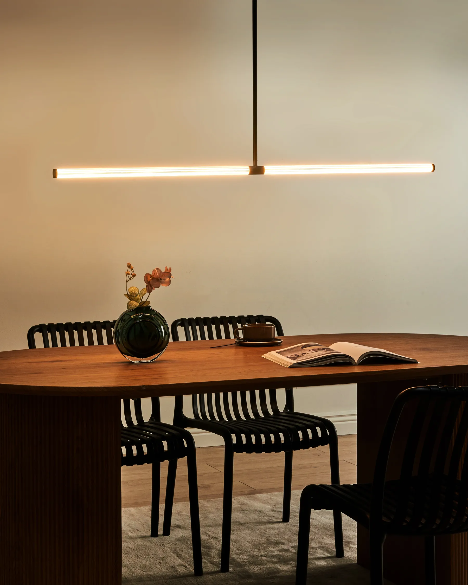 Lampadario a LED MAGARA Metallo Nero_987649