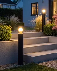 Zestaw 2 lamp ogrodowych słupkowych ELRICK Czarny_1103815