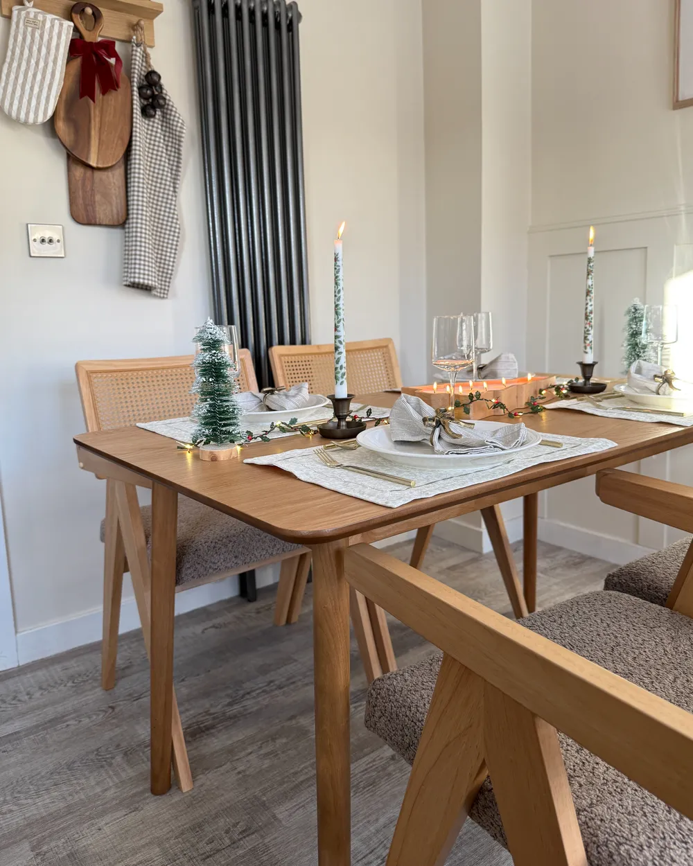 Dining Table ELVYN Light Oak 140 cm 80 cm_1047343
