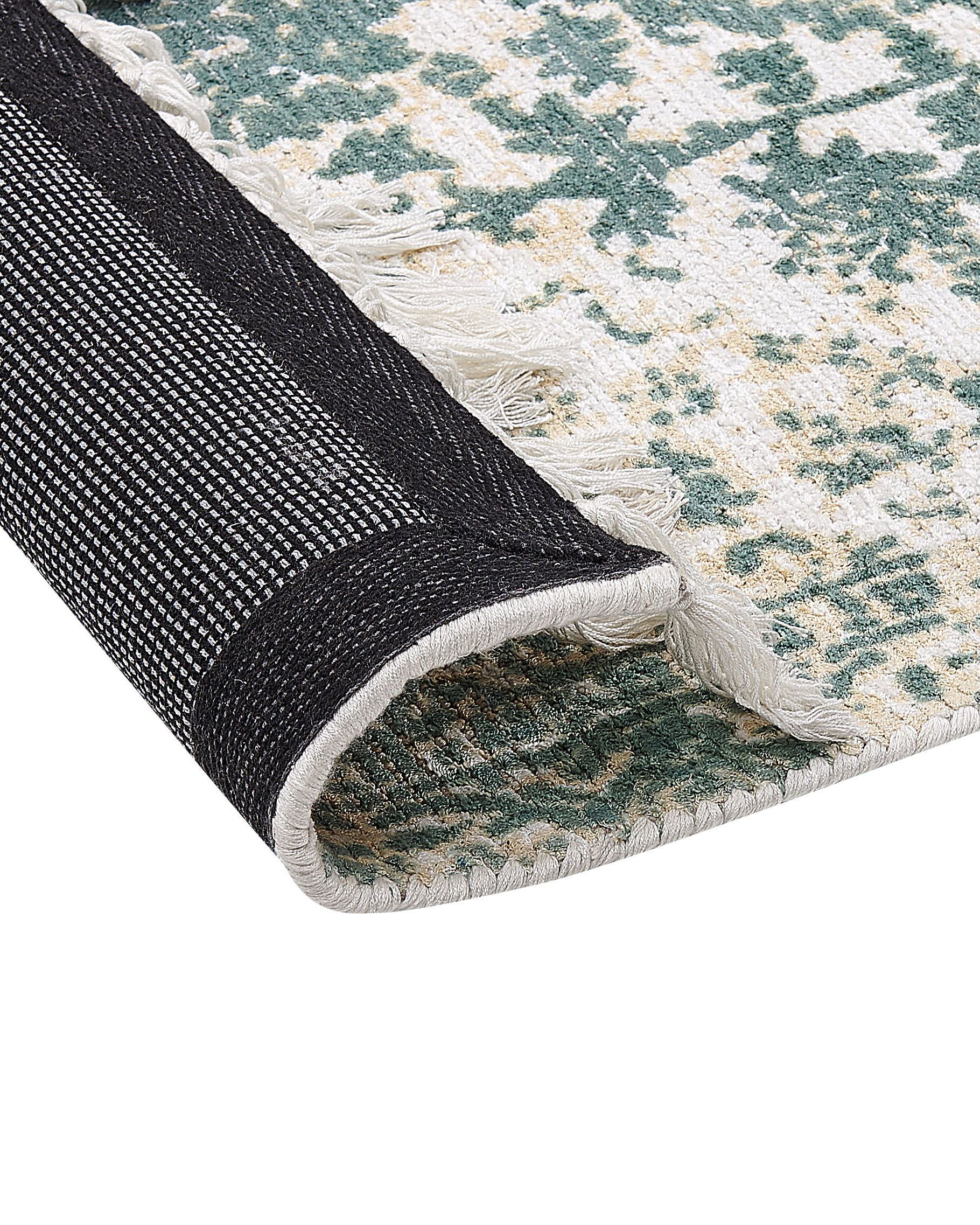 Orientalisk matta 160 x 230 cm beige och grön BOYALI | Beliani.se