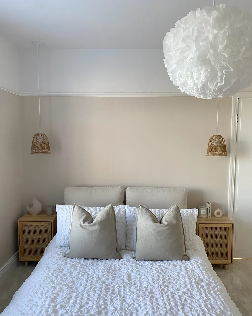 Bed Chenille MELLE 160 x 200 cm (EU King Size) Light Beige_847920