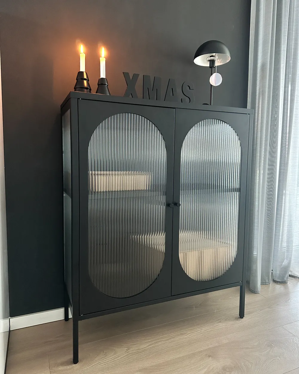 Szafka ze szklanymi drzwiami SARRE 90 cm Metal Czarny_842900