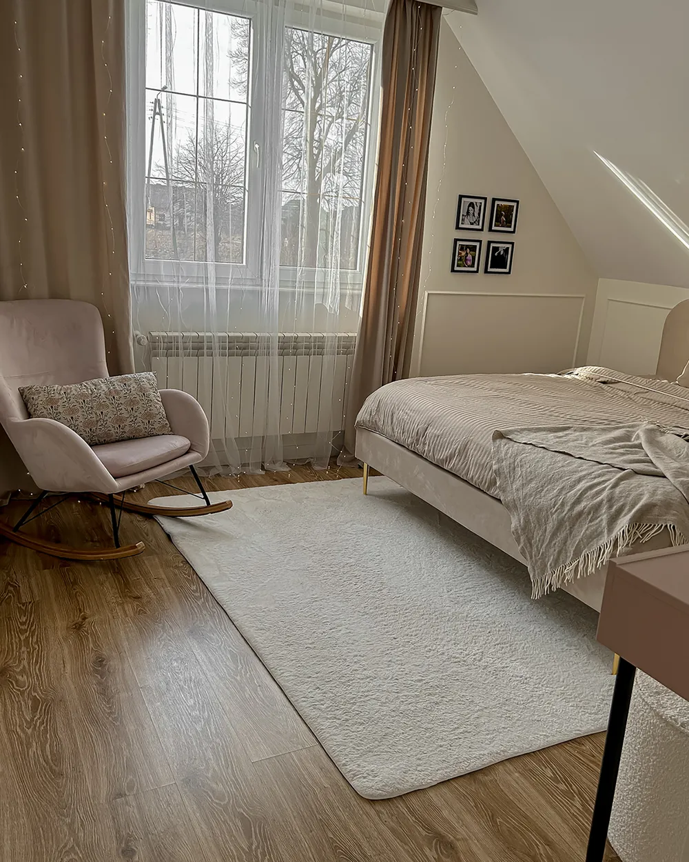 Poltrona a dondolo ELLAN Velluto Rosa_907405