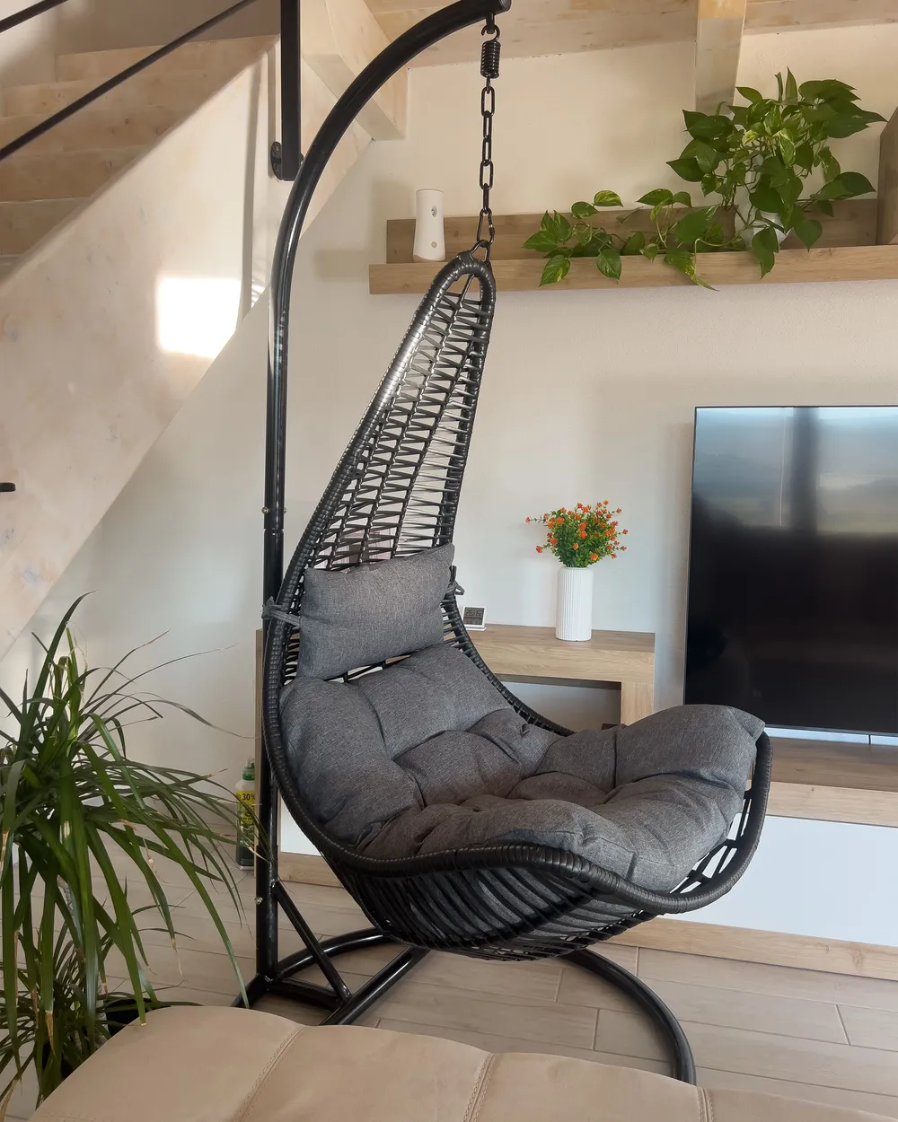 Sedia sospesa da fissare al soffitto ATRI II Nero