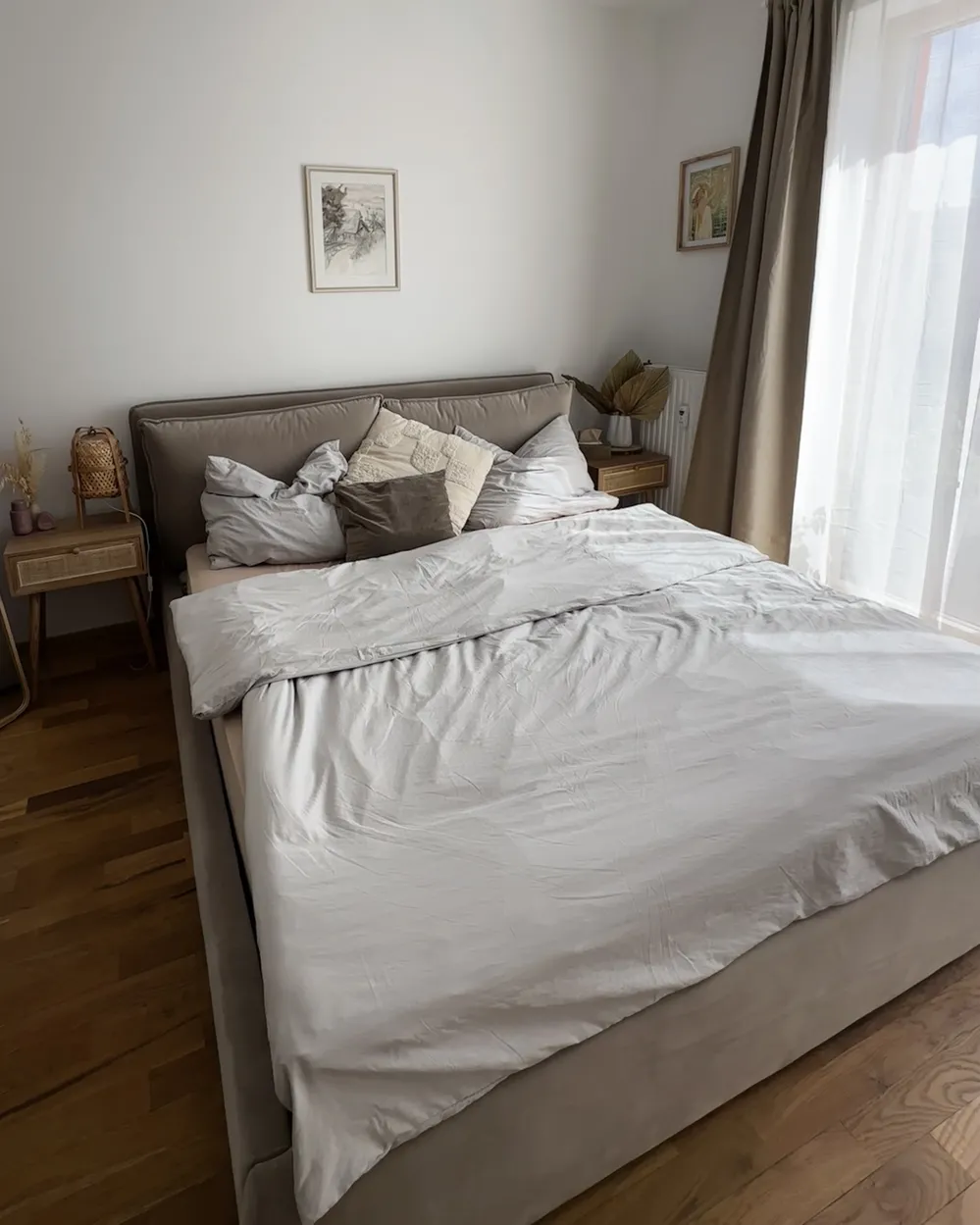 Ottoman Bed BAJONNA Velvet Beige 160 x 200 cm (EU King Size)_921385