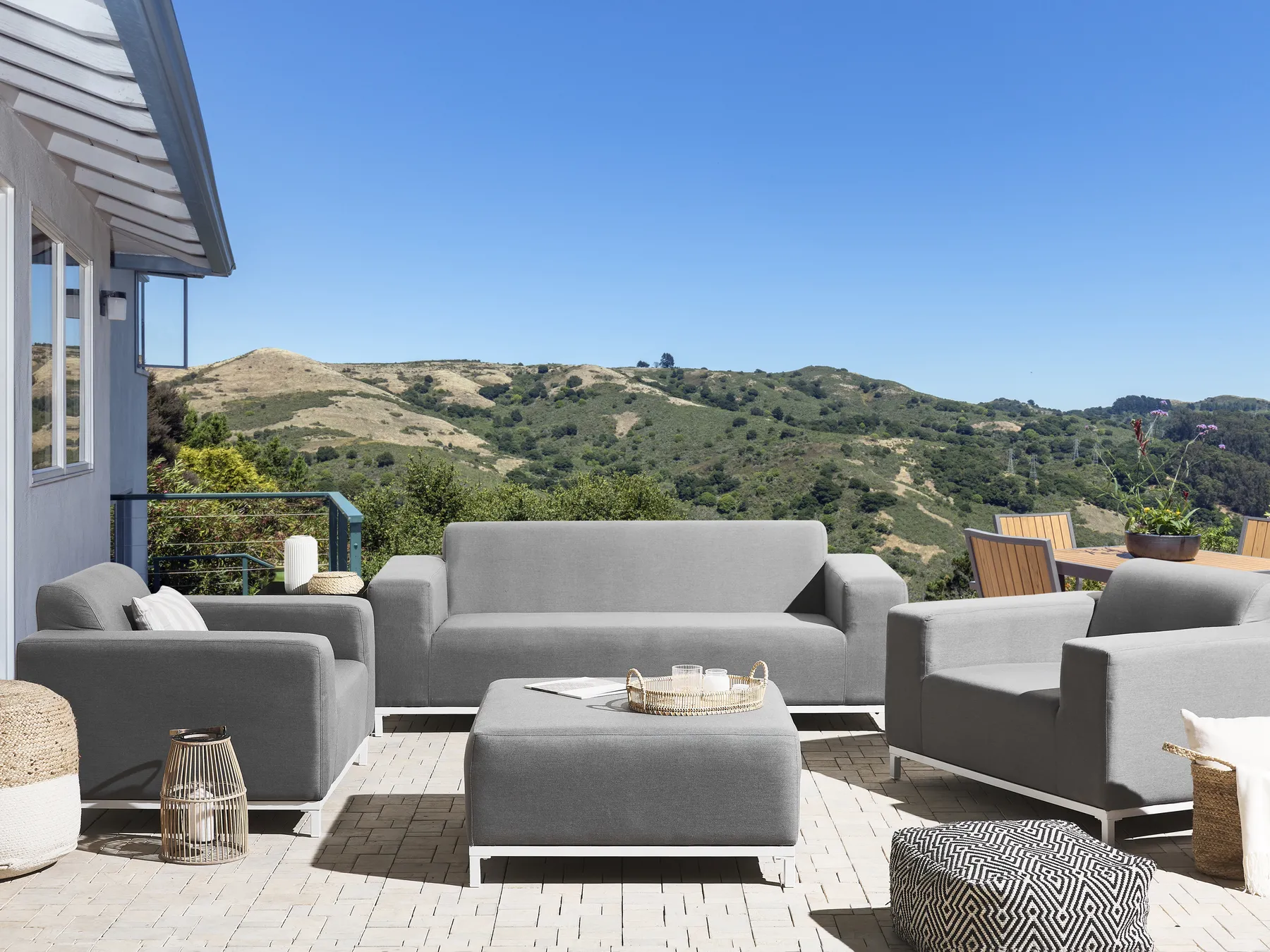 Garden Lounge Set with Table 5 Seater ROVIGO Grey_784926