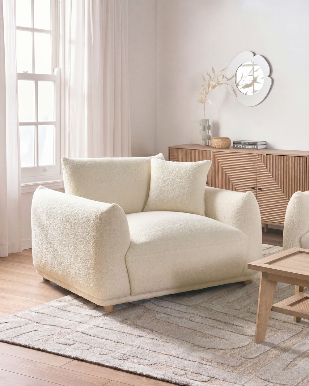 Fauteuil JUBEK Bouclé Blanc cassé