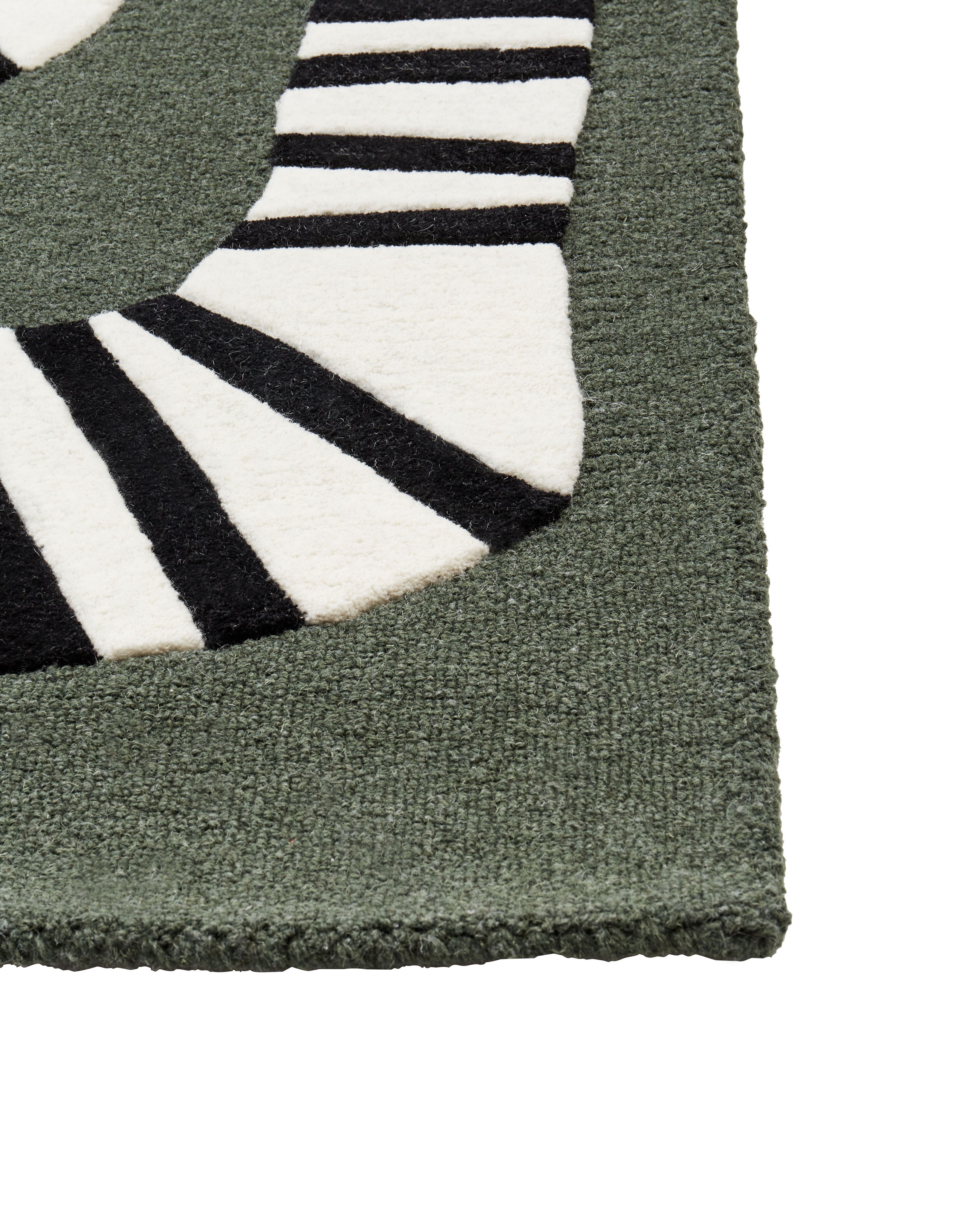 Rug OKAPI Dark Green 160 x 230 cm | Beliani.co.uk