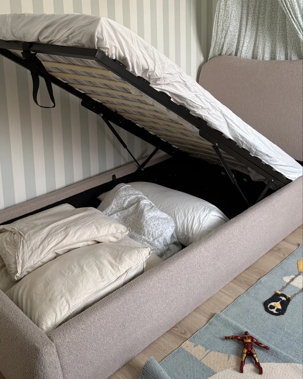 Ottoman Bed BLAGNAC Boucle Beige 90 x 200 cm (EU Single)_1055358