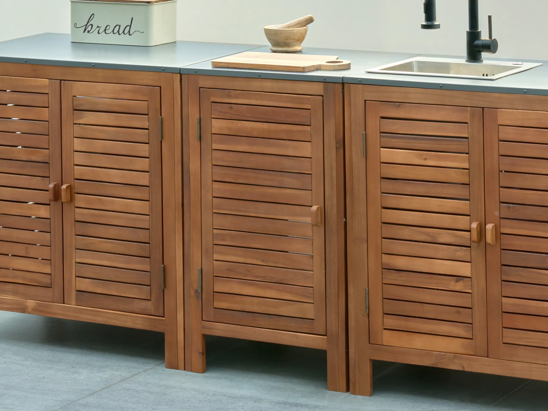 Outdoor Kitchen Cabinet BRUCOLI Brown Acacia Wood_1000948