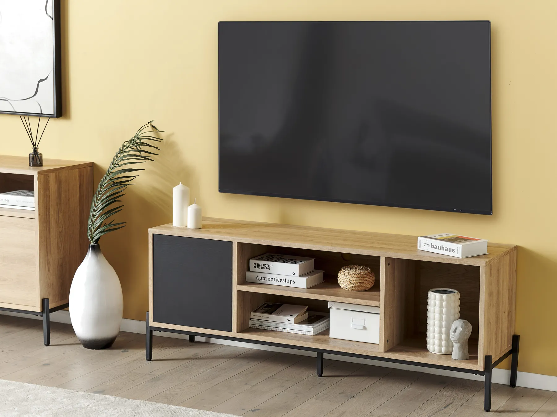 TV Stand MOINES Brown/ Black_860522