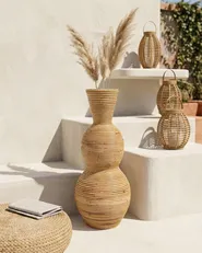 Wazon dekoracyjny SYMI 70 cm Rattan Naturalny_1061991