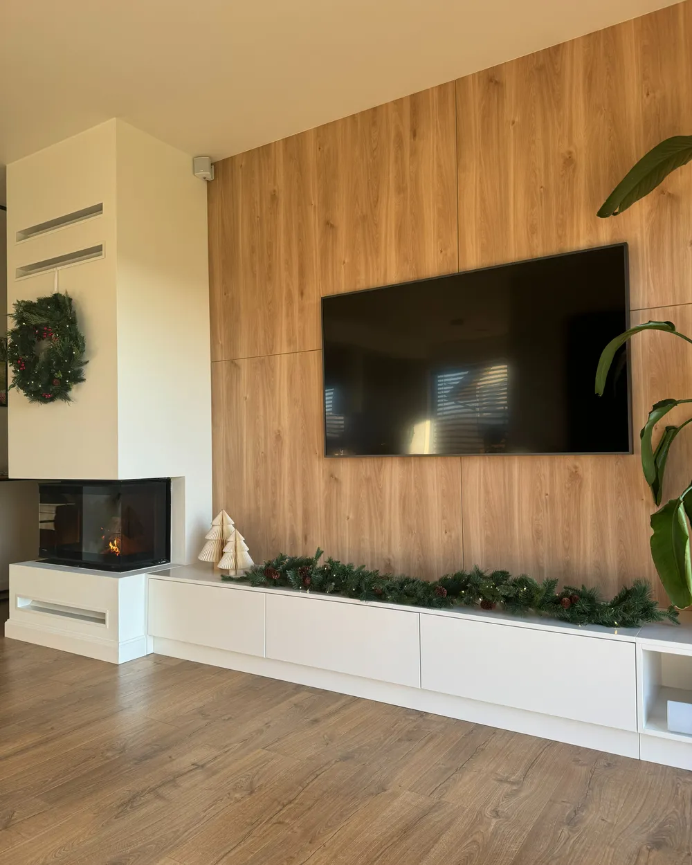 Festone di Natale LED KAMERUN 270 cm Verde_983013