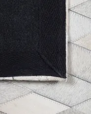 Tappeto MALDAN Nero 160 x 230 cm Pelle naturale_742843