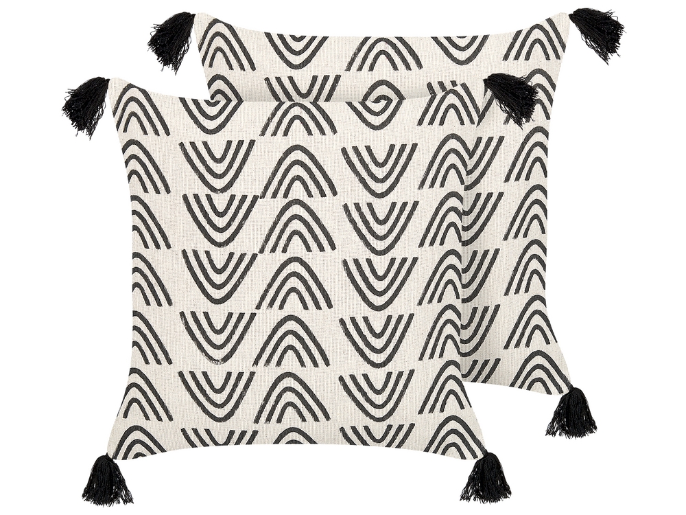 Set of 2 Cotton Cushions Geometric Pattern with Tassels 45 x 45 cm White and Black MAYS Beliani