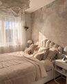 Zamatová posteľ s úložným priestorom 160 x 200 cm krémová biela VINCENNES_883395