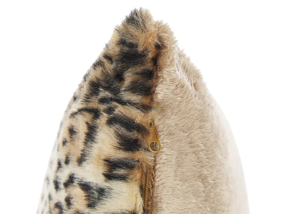 Set di 2 cuscini FOXTAIL Finta pelliccia 45 x 45 cm Marrone Trama animale Set di 2 cuscini FOXTAIL Finta pelliccia 45 x 45 cm Marrone Trama animale