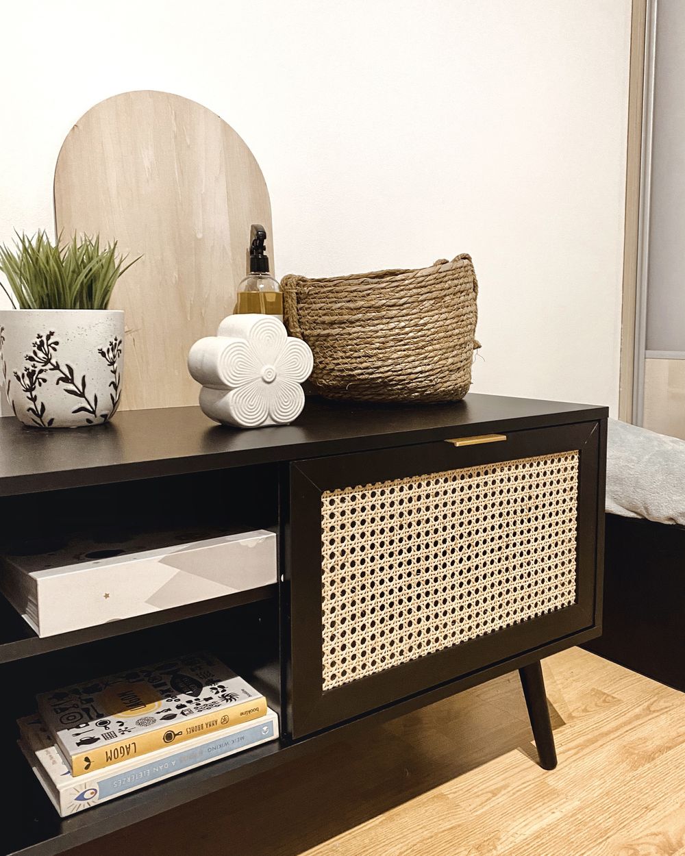 Rattan media unit discount