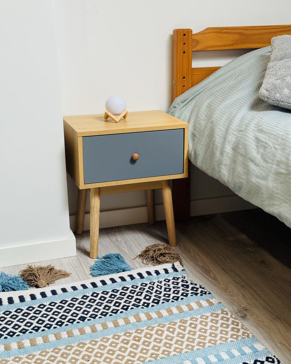 Comodino Moderno In Legno Con Cassetto 40x40x60cm - Tavolino Bianco Per Camera Da Letto