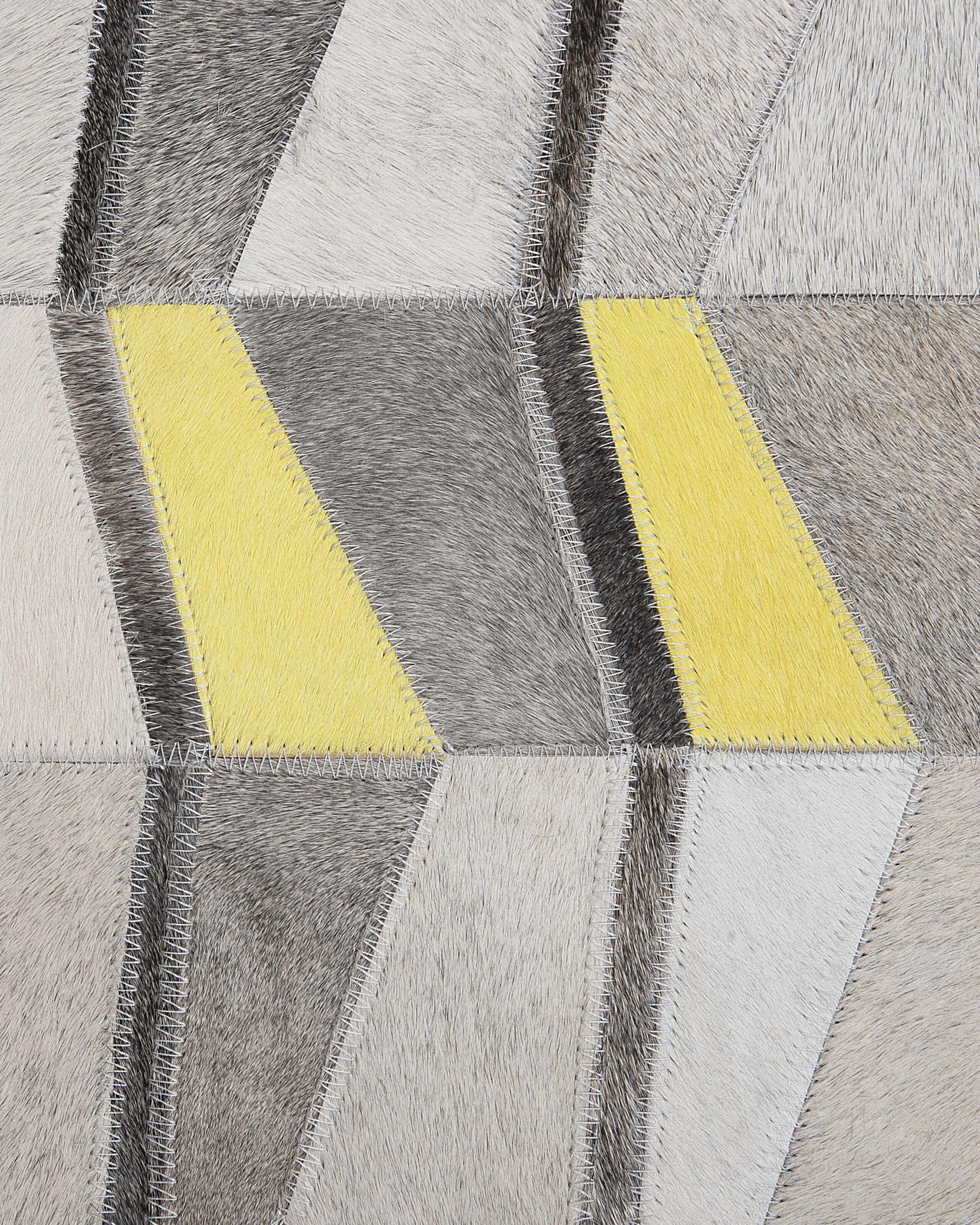 Cowhide Area Rug 160 x 230 cm Grey with Yellow BELOREN_743491