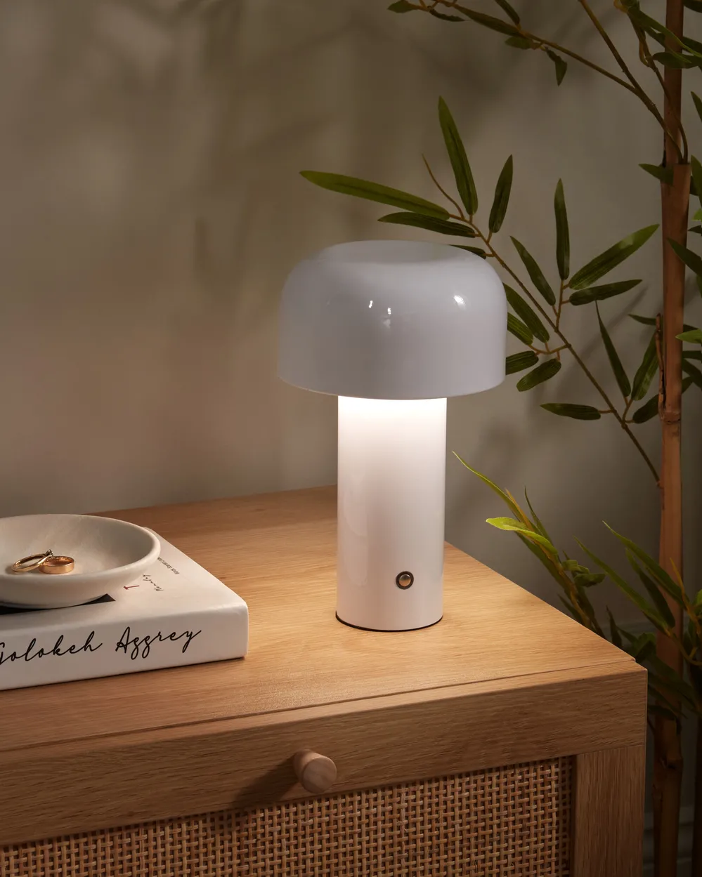 Wireless LED Table Lamp BESOS with Dimmer Metal White_941018
