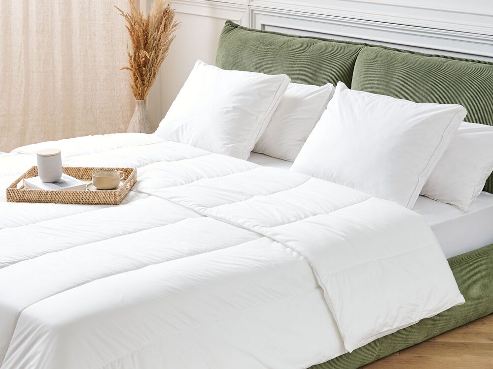 Piumino poliestere bianco 200 x 220 cm HOWERLA Beliani