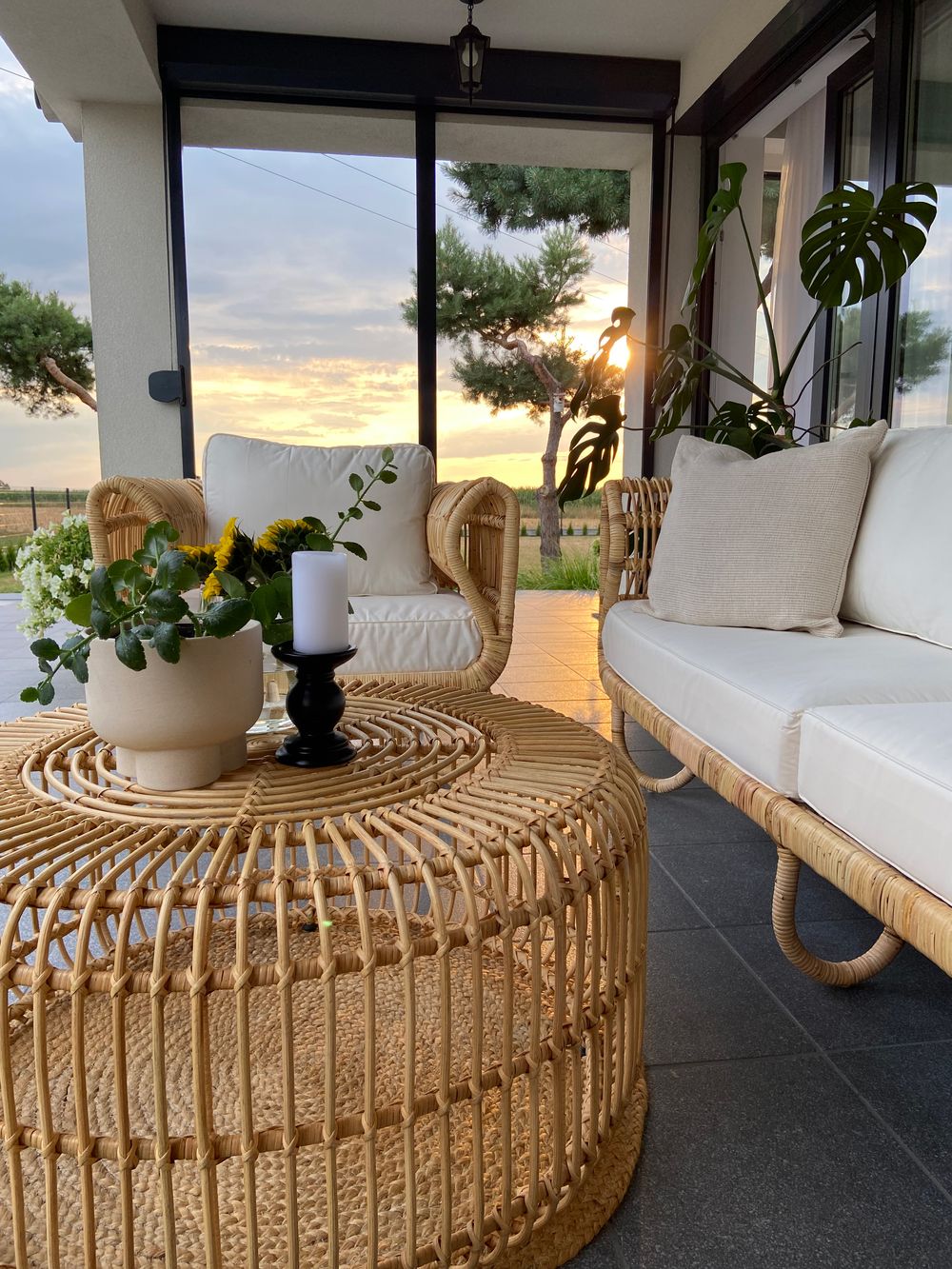 Round rattan sofa set 2025