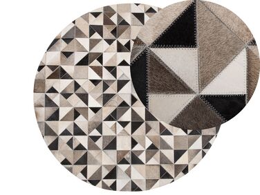 Okrúhly kožený koberec ⌀ 140 cm sivá/béžová KIRKLAR
