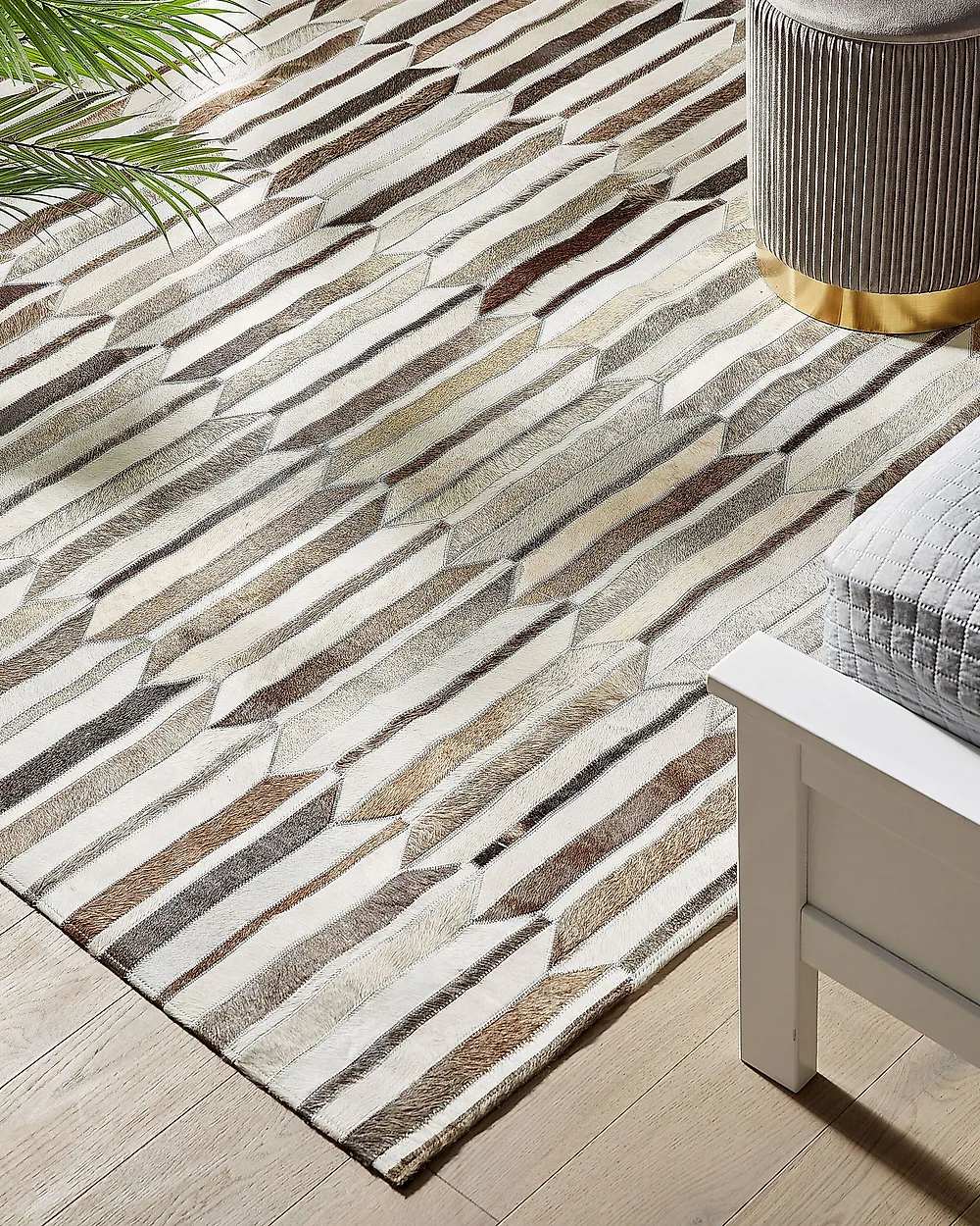Teppich KULALAR Beige 160 x 230 cm Echtleder_1179778
