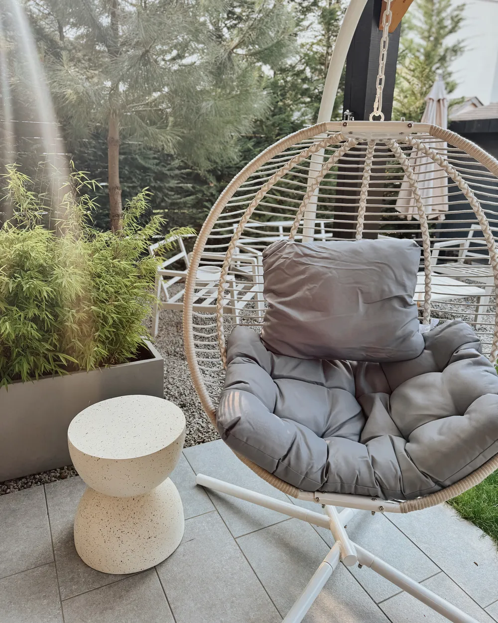 Stolik pomocniczy CAORIA 40 cm 40 cm Efekt lastryko Złamana biel_1020330